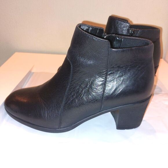 Easy Spirit Black Leather Ankle Boots Booties Comfortable Shoes Black Size 6W - Picture 10 of 14